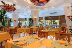 Hilton Fayrouz - Sharm El Sheikh. Dining area.